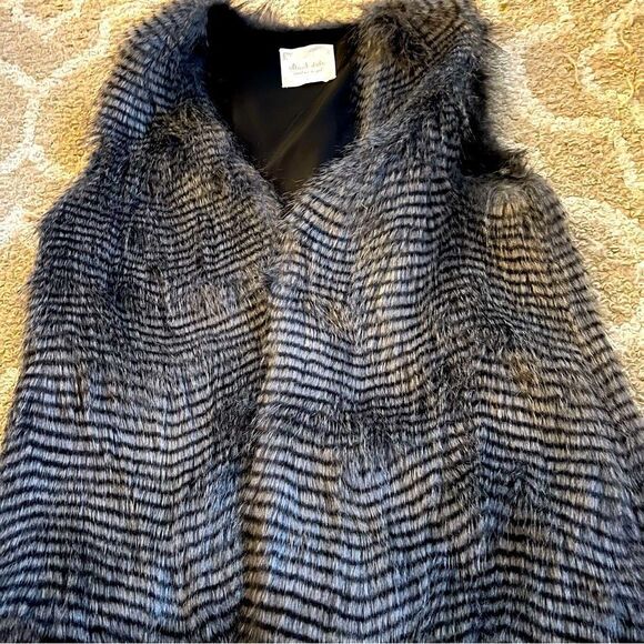 Altar'd State Black Vest - Picture 1 of 6